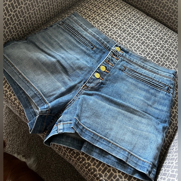 Ramy Brooks exposed button shorts size 30 - Picture 3 of 6